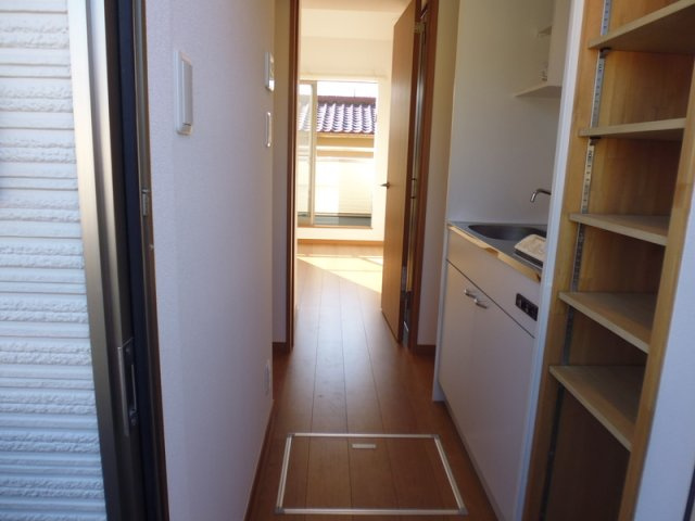 マーベラス羽衣町の玄関