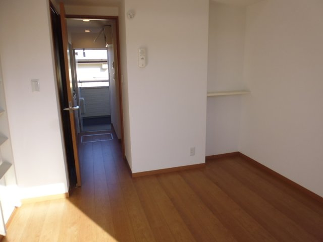 マーベラス羽衣町の洋室