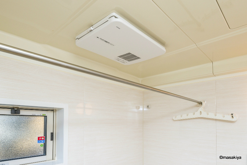 プリモ桜の浴室|浴室乾燥機付きです。