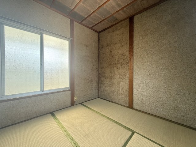 下六万寺2丁目　中古戸建　の和室