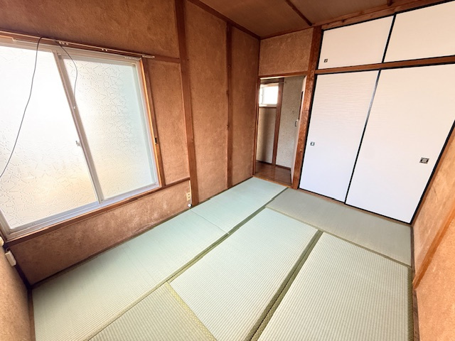 下六万寺2丁目　中古戸建　の和室