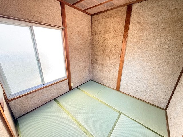 下六万寺2丁目　中古戸建　の和室