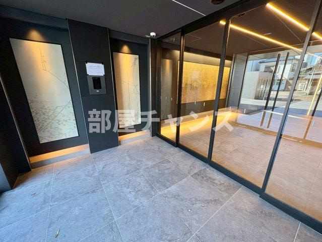 メイクスアート名駅WESTのエントランス