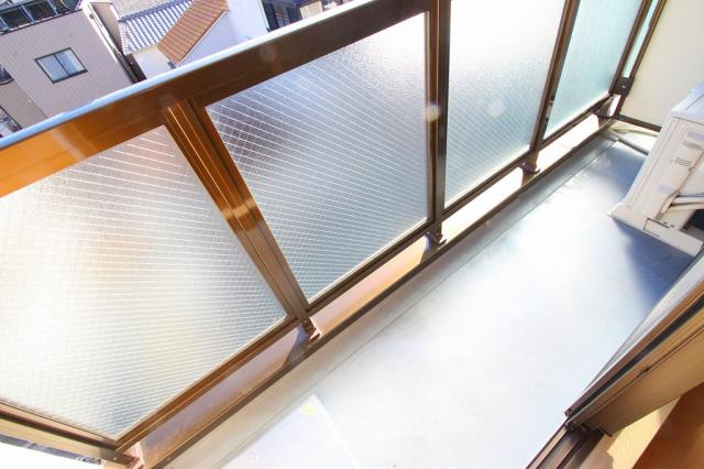 サニーハウスのバルコニー