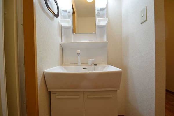 山麓荘の洗面所