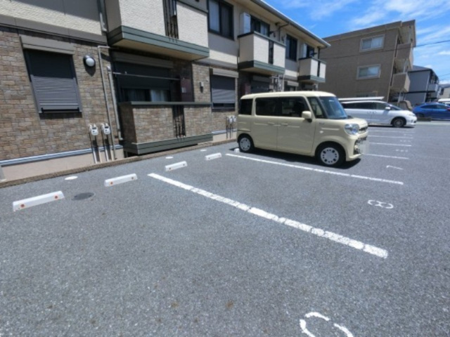 【駐車場】
