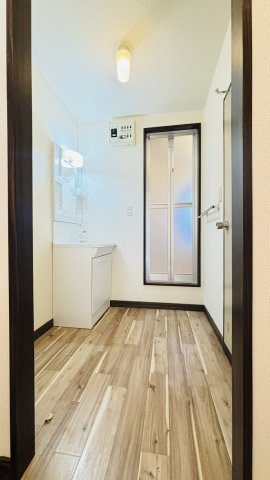 ジャルダンソレールEの居間・リビング|別号数タイプ