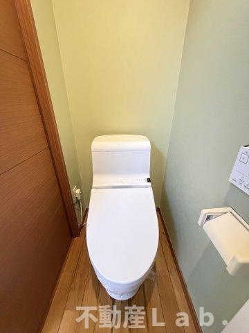 宇土市本町　貸家のトイレ