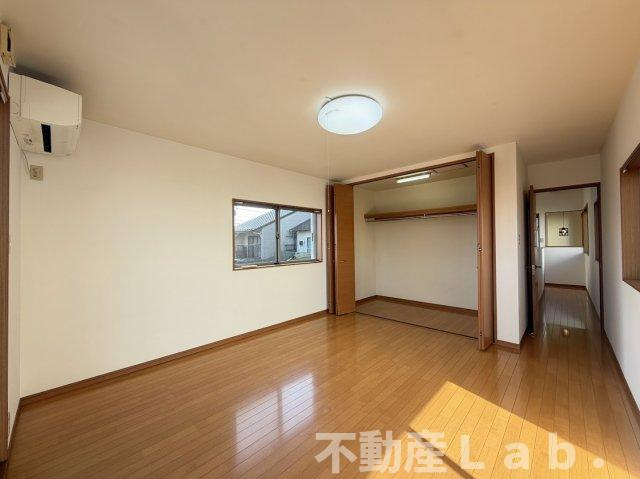 宇土市本町　貸家の洋室