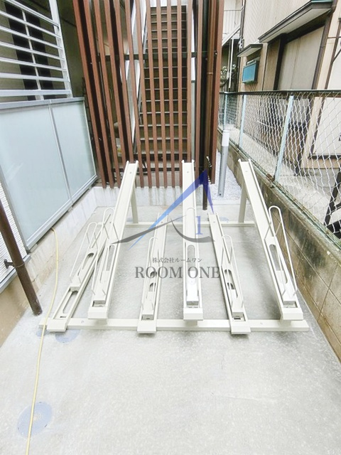 リブリ・セント ファミリア