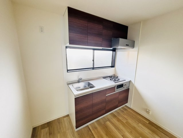 MAY美しが丘C棟のキッチン|別号数タイプ