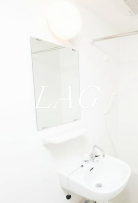 【洗面所】 | マーレ五反野 | 洗面台です。
