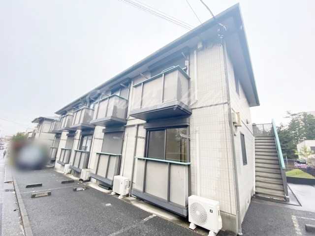 横浜市戸塚区品濃町のアパート