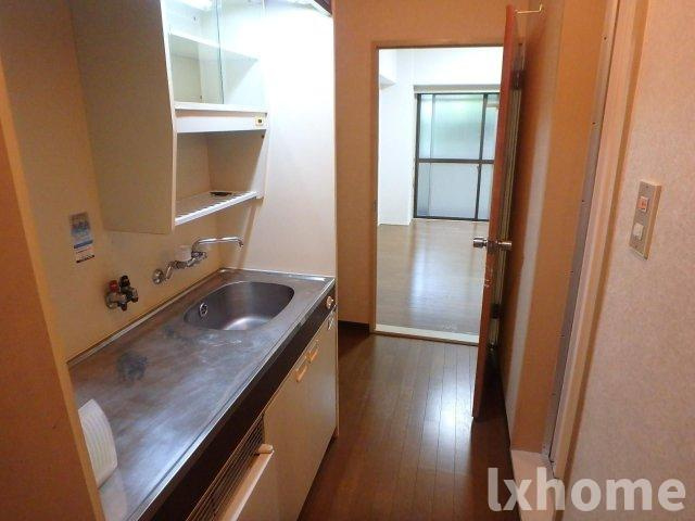 林泉第2ビルの洋室