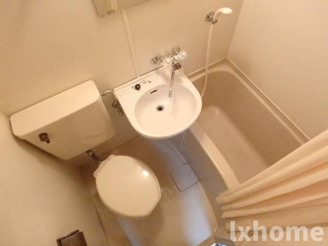 林泉第2ビルの浴室