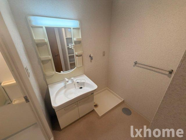 ノール・リヴィエールの洗面所|ゆったりとスペースのある洗面所