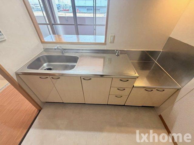 ノール・リヴィエールのキッチン|キッチンでお料理をお楽しみください