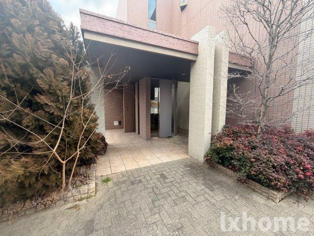 ノール・リヴィエールのエントランス|ゆとりのあるエントランスです