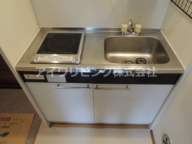 コートビレッジ桜ヶ丘PartIIレジデンスのキッチン|IHクッキングヒーター【コートビレッジ桜ヶ丘パートII】