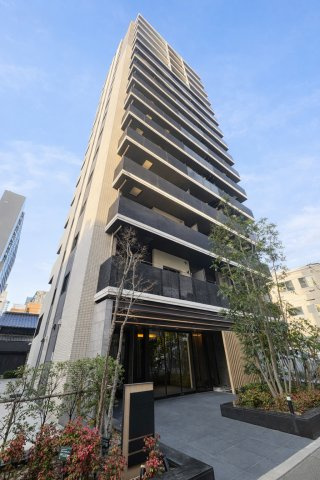 オープンレジデンシア栄THE COURTの外観