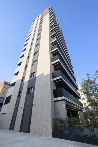 オープンレジデンシア栄THE COURTの外観