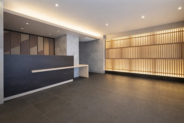 オープンレジデンシア栄THE COURTのロビー