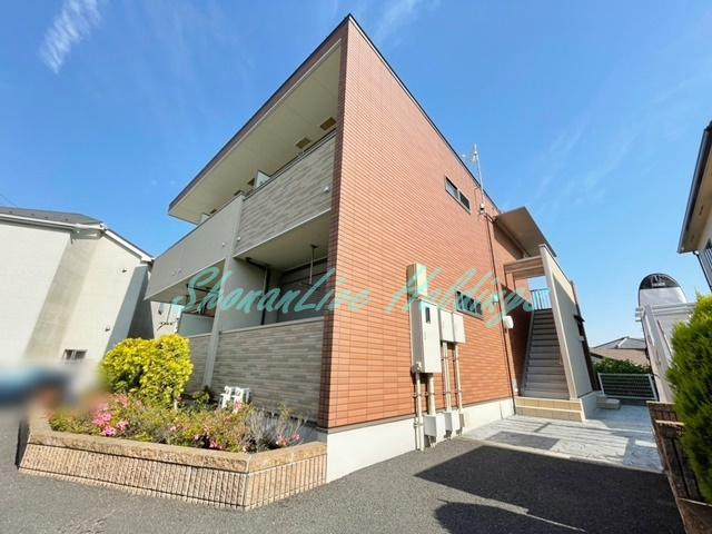 鎌倉市腰越１丁目のアパート