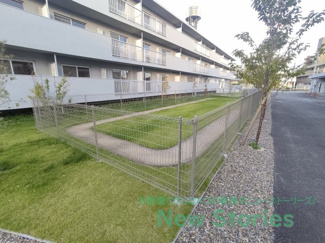 【庭】 | ハコニスアパートメントA