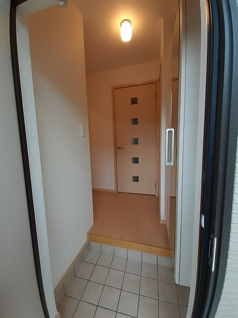 エアリーヒル　天王台　Ⅱ番館の玄関|玄関