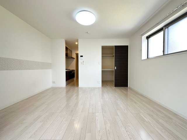 ベレオ ゴールドの居間・リビング