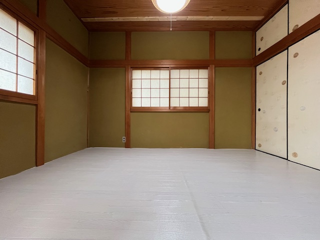 小塩町貸家の寝室