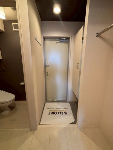 アクシア西本町の玄関