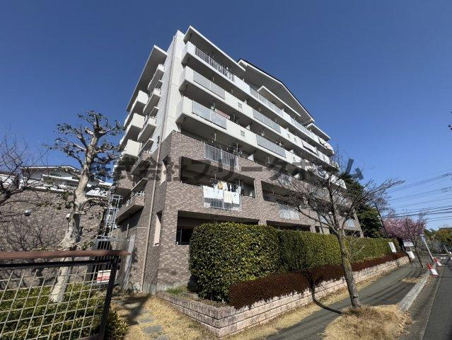 小金井市梶野町３丁目の賃貸マンションの外観