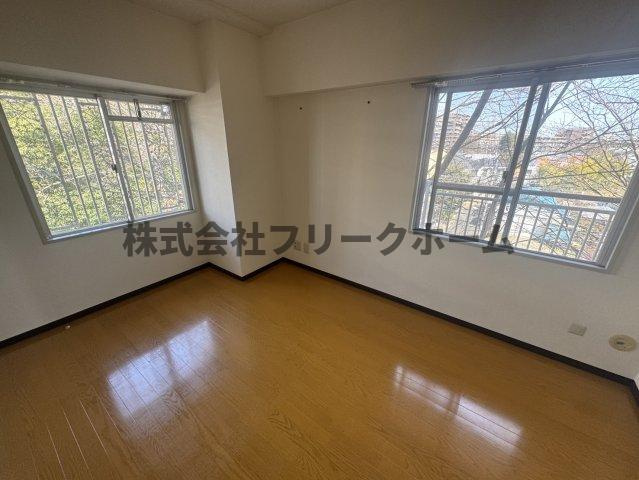 小金井市梶野町３丁目の賃貸マンションの寝室