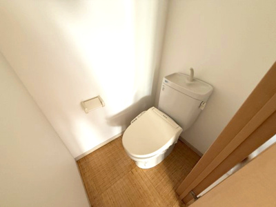 【トイレ】 | ラ・ポルタ