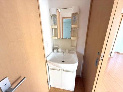 【洗面所】 | ラ・ポルタ