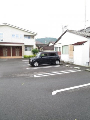 【駐車場】 | アクア・アルテＡ | 駐車場です