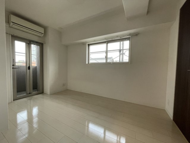 アルファステイツ今治駅前東の玄関