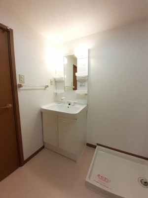 【洗面所】 | ハッピースクエアー　Ⅰ | コンパクトで使いやすい洗面所