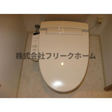 武蔵野市吉祥寺南町２丁目の賃貸マンションのトイレ