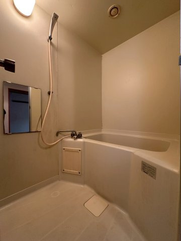 ライフ18の浴室