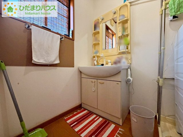 日立市かみあい町3丁目　中古戸建の独立洗面台|シンプルで使い勝手の良い独立洗面台！