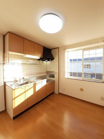 ハッピースクエアー　Ⅱのキッチン|お料理しやすいキッチンです