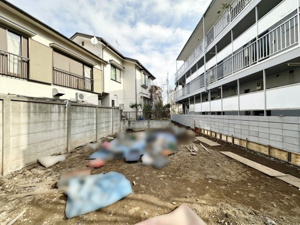 【外観】 | 現況は更地で、引き渡し時期も相談可能です 。第1種住居地域に位置し、住まいの周辺は穏やかな時が流れます 。隣地との境界もしっかり確認でき、安心して家づくりをスタートできる環境が整っています！