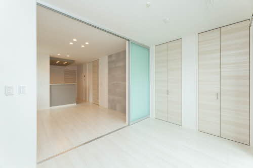 シャーメゾンロワジールの寝室