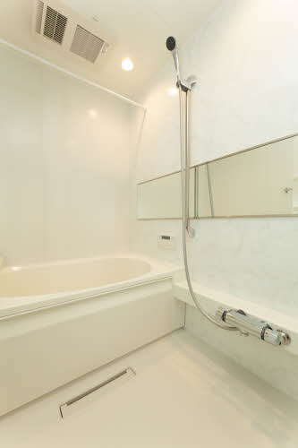 シャーメゾンロワジールの浴室