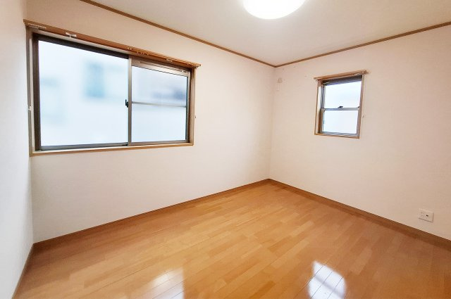 堺市中区深井中町の子供部屋|洋室2