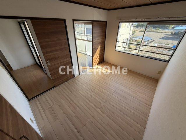 エステートなかざとFの居間・リビング|当社、チルホームのHPもご覧ください(^^)/物件情報多数♪