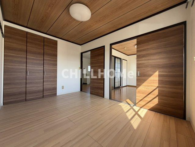 エステートなかざとFの居間・リビング|当社、チルホームのHPもご覧ください(^^)/物件情報多数♪