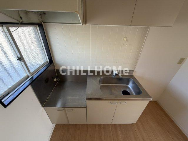 エステートなかざとFのキッチン|当社、チルホームのHPもご覧ください(^^)/物件情報多数♪